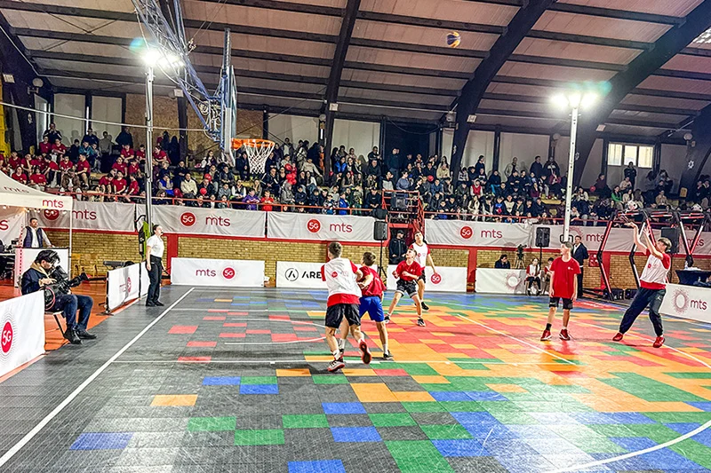 Basketball-Serbia-DJI353