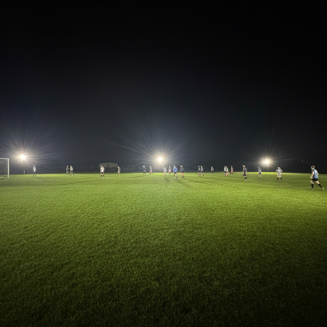 Ritelite Quad Pod K65 mobile lighting towers lighting up a 3x3 basketball court for competitive play