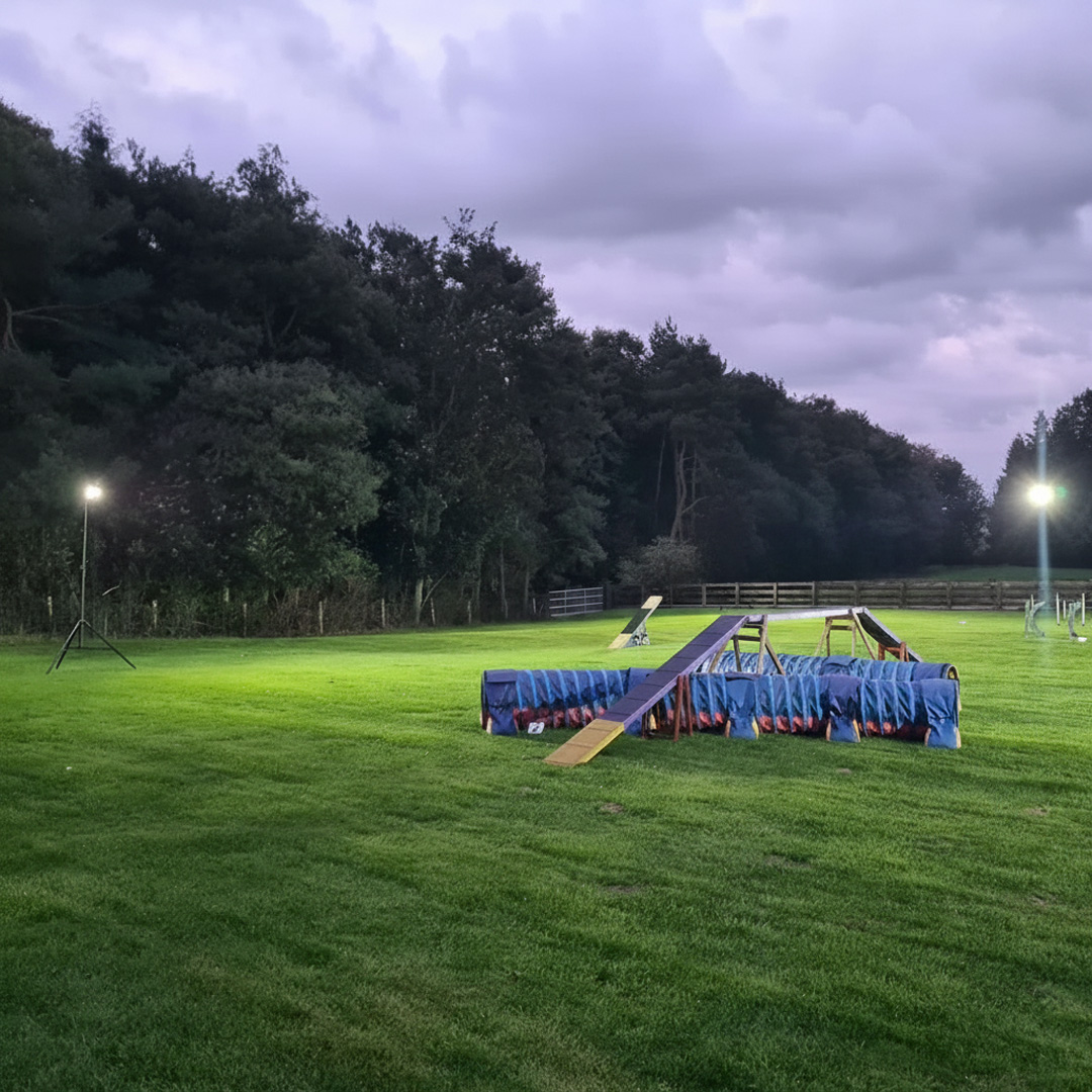 Ritelite Sports-LITE training kit lighting up a rugby pitch for winter training