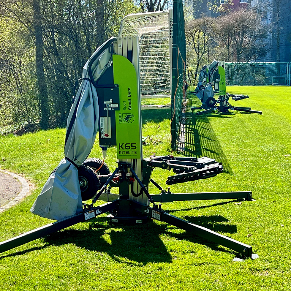 Ritelite Sports-LITEs battery powered portable floodlights light up dark rugby pitch for winter training